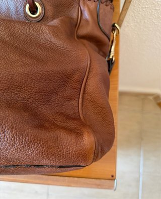 Bolso de piel marrón