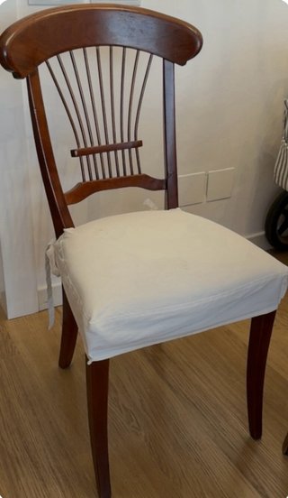 Sillas de comedor de madera y tela