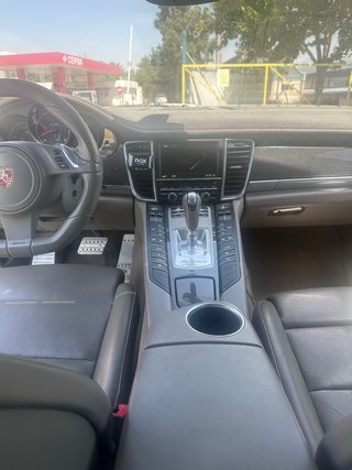 Porsche Panamera Turbo 2010