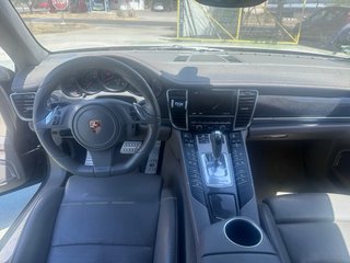 Porsche Panamera Turbo 2010