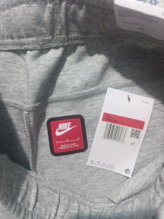 Conjunto Nike Fleece Gris Talla M