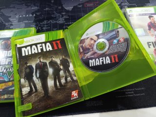3 Juegos Xbox 360: GTA V, Mafia 2, Fifa 15.