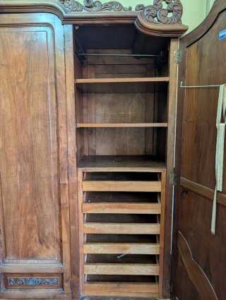 Se vende conjunto de dormitorio completo de madera