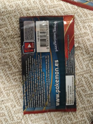 Pokemon TCG Juego de Cartas Coleccionables CAMBIO