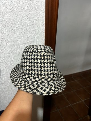 Sombrero estampado pata de gallo