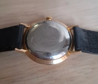 Reloj Exactus Ambassador Vintage Dorado
