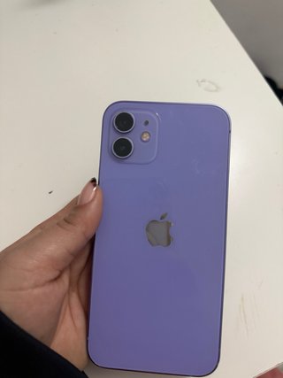 iPhone 12 Viola