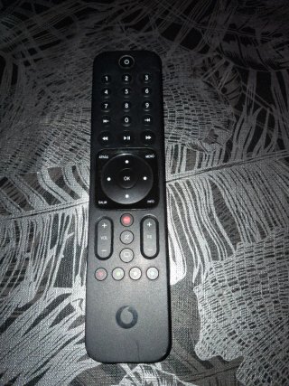 Decodificador Vodafone con Mando y Cargador