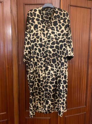 Vestido largo estampado animal print