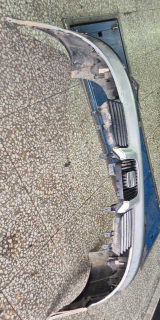 Parachoques Seat Toledo Gris Segunda Mano