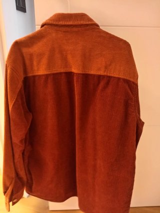 Camisa de pana color teja