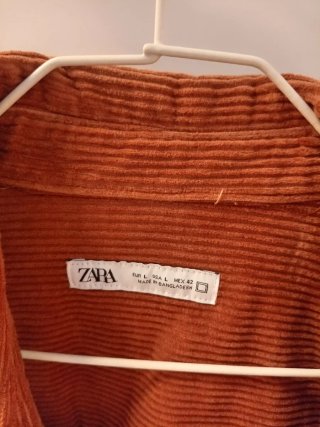 Camisa de pana color teja