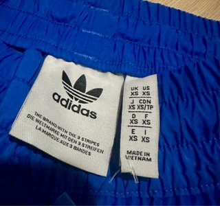 Shorts Adidas Talla XS Azul y Amarillo