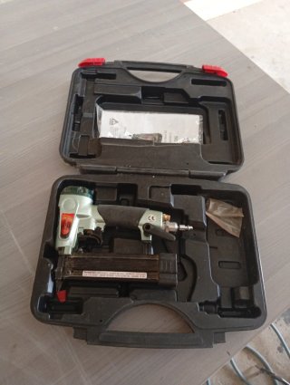 Pistola de pin 0,6