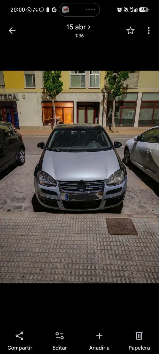 Volkswagen Jetta 2006 - foto 1