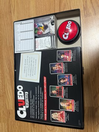 Juego de mesa Cluedo Mentiroso