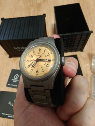 BODERRY Landmaster GMT Reloj Gris/Amarillo