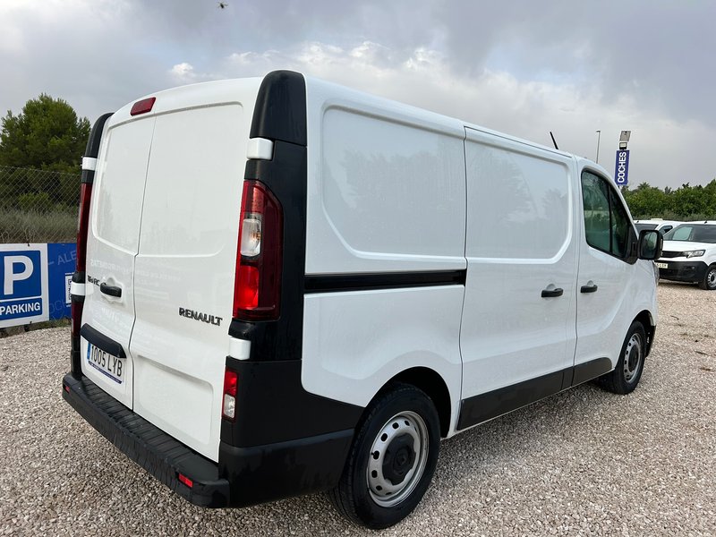 Renault Trafic 2022, foto 5