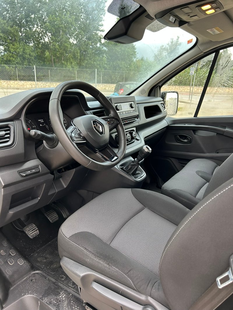 Renault Trafic 2022, foto 9