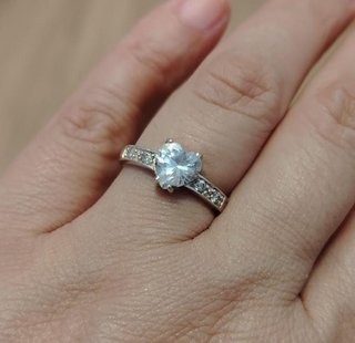 Anillo de compromiso oro 18k
