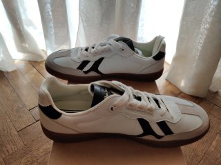 Zapatillas Pepe Jeans Blancas y Negras
