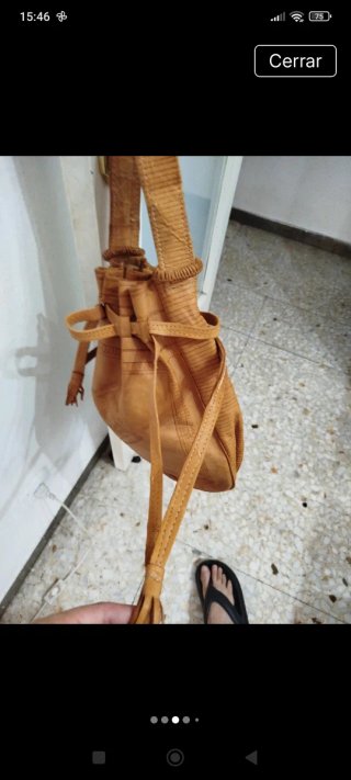 Bolso de cuero color camel