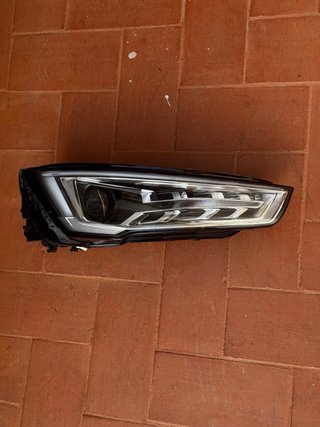 Faro Audi A1 Xenon LED derecho Original 8XA941006