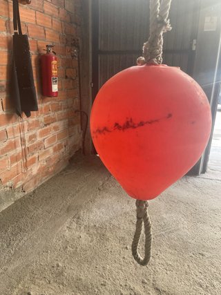 Boya de fondeo naranja