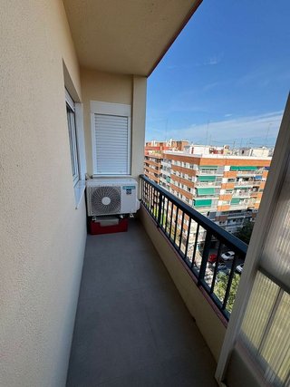 Piso en alquiler en Marxalenes en Valencia