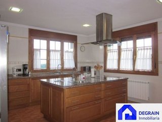 Chalet en venta en Parroquias de Oviedo en Oviedo