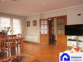 Chalet en venta en Parroquias de Oviedo en Oviedo