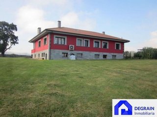 Chalet en venta en Parroquias de Oviedo en Oviedo