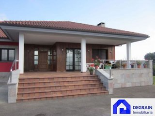 Chalet en venta en Parroquias de Oviedo en Oviedo