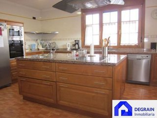 Chalet en venta en Parroquias de Oviedo en Oviedo