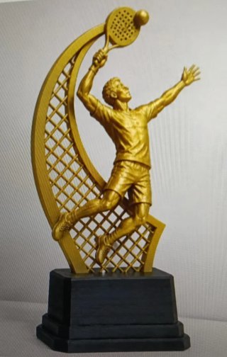 Trofeo giocatore di padel dorato