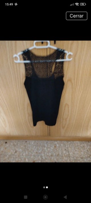 Camiseta tirantes encaje negro
