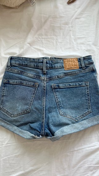 Shorts vaqueros Stradivarius rotos