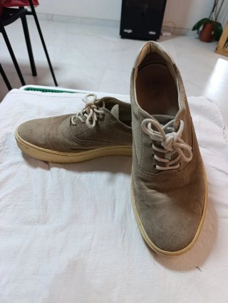 Zapatillas de ante beige/gris