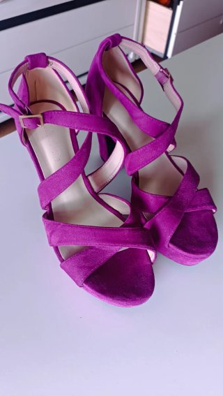 Sandalias buganvilla tacón tiras