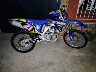 Yamaha YZ450F Motocross