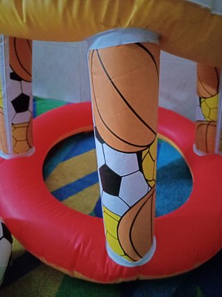 Canasta hinchable baloncesto y fútbol