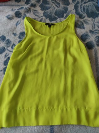 Camiseta tirantes Primark amarilla