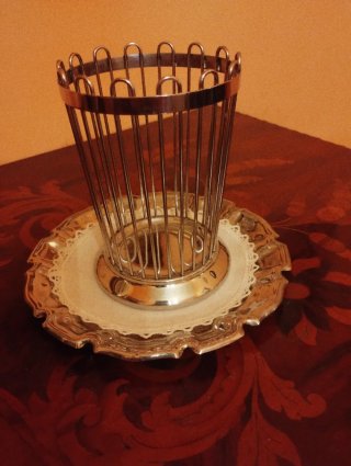 Antichità: Vassoio vintage + portabottiglie acciai
