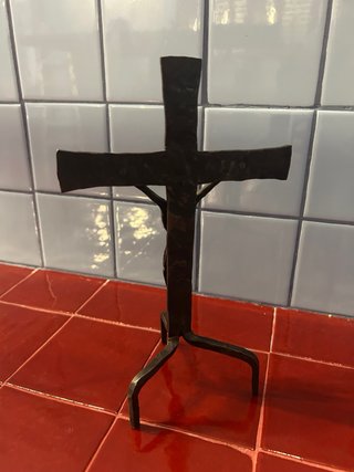 Crucifijo de Hierro Forjado Antiguo