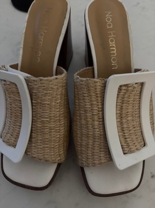 Sandalias Noa Harmon Beige/Blanco Talla 38