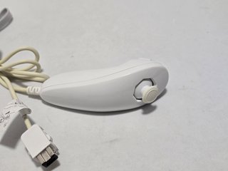 1 controller + 1 nunchuk bianco Wii con Motion