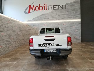 TOYOTA Hilux 2.4 D4D Cabina Doble GX