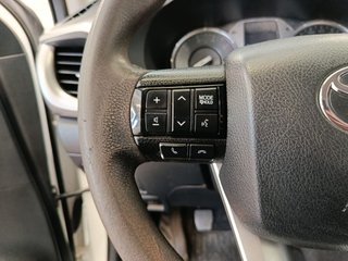 TOYOTA Hilux 2.4 D4D Cabina Doble GX