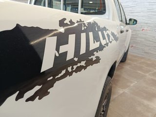 TOYOTA Hilux 2.4 D4D Cabina Doble GX