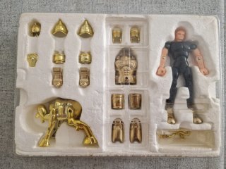 Tauro 1987 Bandai Vintage Oro Completo